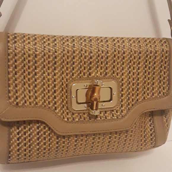 Apt. 9 tan handbag - Picture 2 of 4
